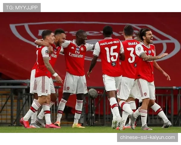 AC米兰客场挑战萨索洛，红黑军团为欧冠席位背水一战